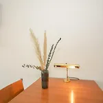 Central Studio Apartment With Free Baselcard - Picasso