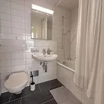 Central Studio Apartment With Free Baselcard - Picasso